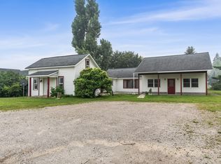 3040 Kneeland St, Lewiston, MI 49756