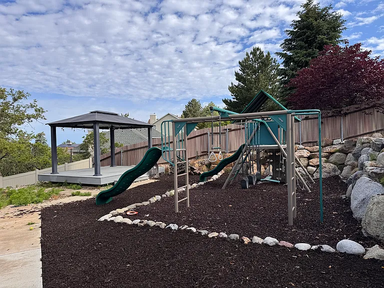 3396 E Daneborg Dr — Photo 31