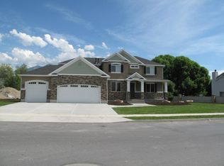 11219 S Farnsworth Ln, Sandy, UT 84070
