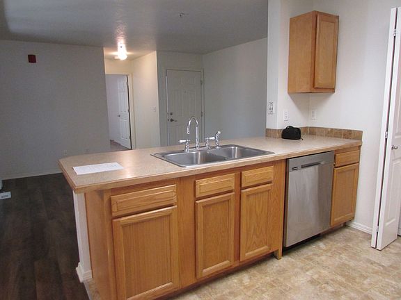Breakfast bar