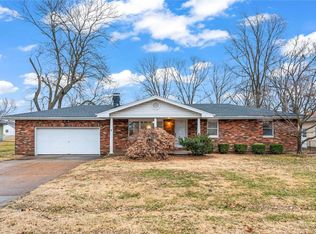 210 Fair Vue Way, Saint Charles, MO 63301