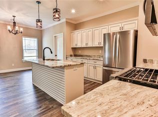 94 Meadow Cir, Ellijay, GA 30540