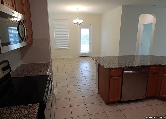 4511 Southton Way — Photo 6
