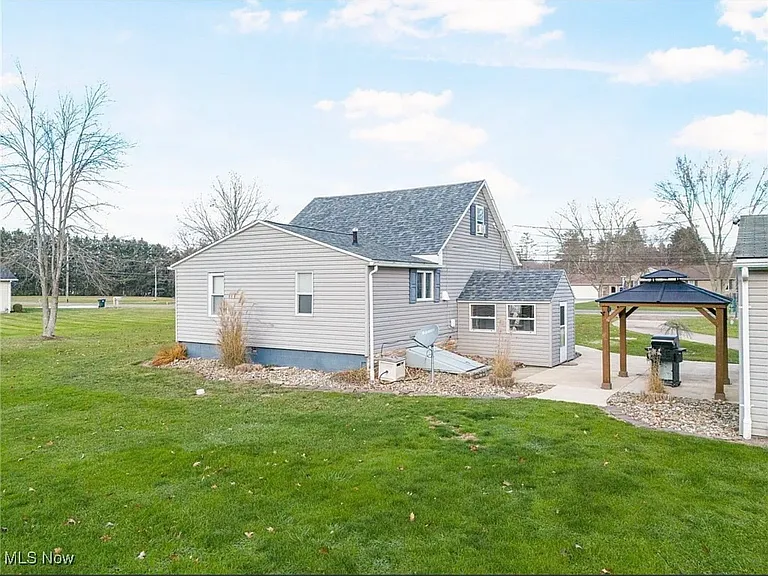 3696 Lynn Rd — Photo 16
