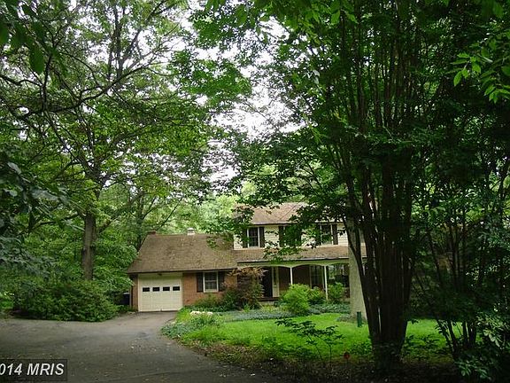 2nd image of 13001 Foxden Dr