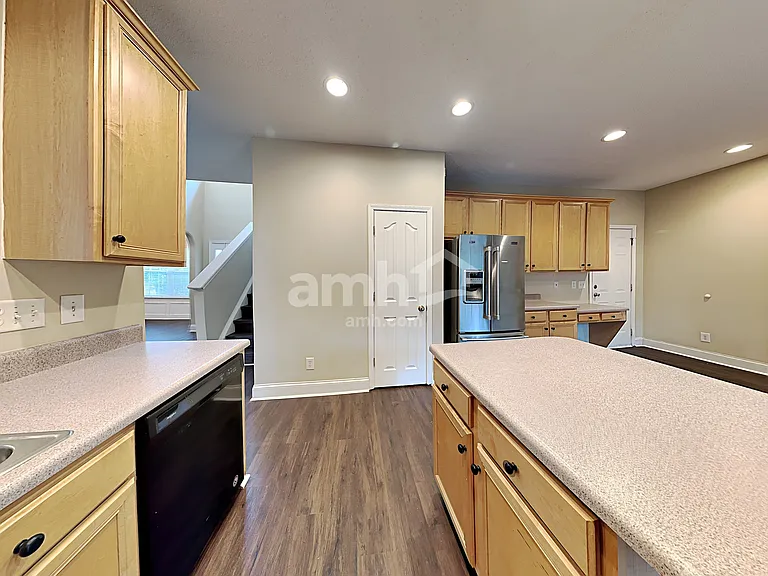5617 Enoree Ln — Photo 5