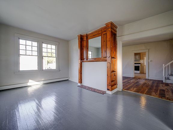2nd image of 2415 Lancelot Ave