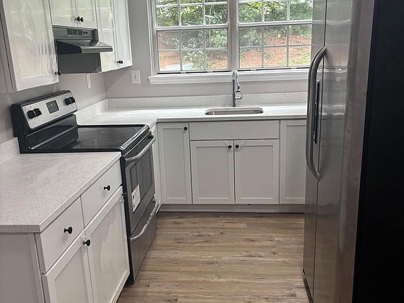 2nd image of 2799 Bordeaux Pl