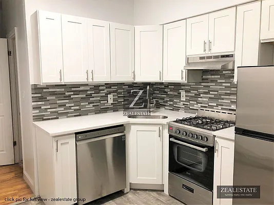 Rented by ZealEstate Group Inc | media 43