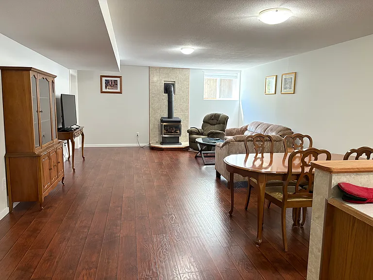 223 Saturna Dr — Photo 14