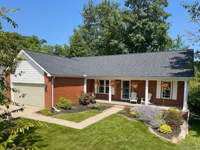 1509 Oregon Ct, Waterford, MI, 48327