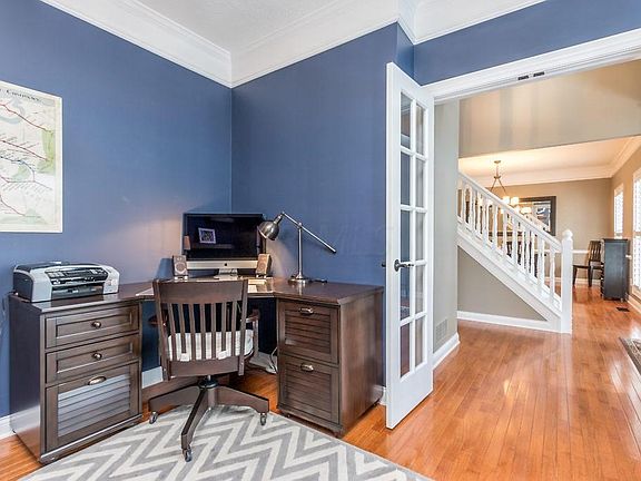 4th image of 5062 Turner Close