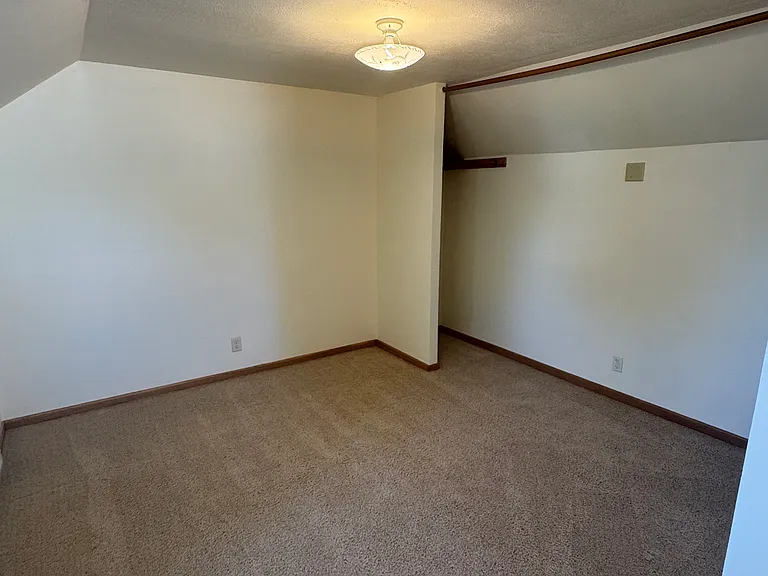 803 9th Ave NE #803 — Photo 12