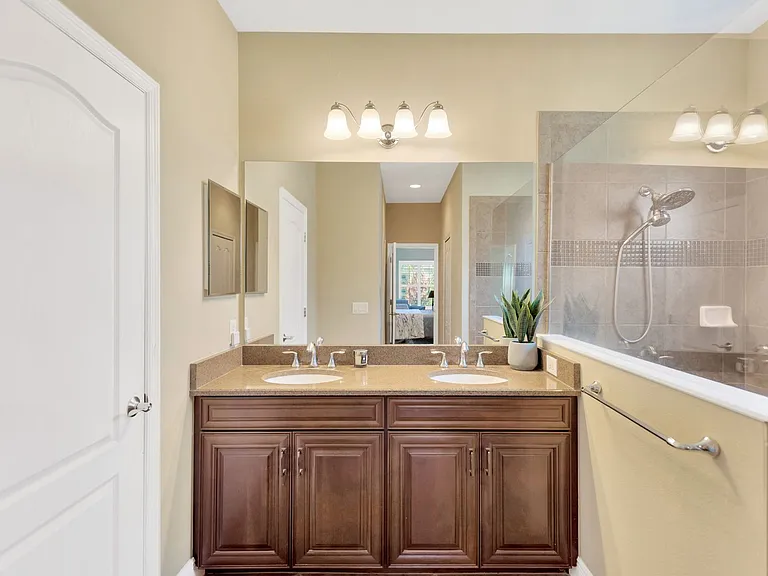 6420 Seasound Dr — Photo 26