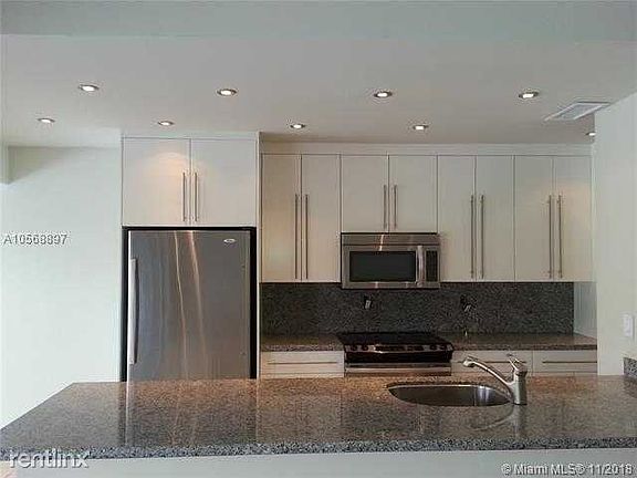 3rd image of 12319 SW 110 S Canal St
