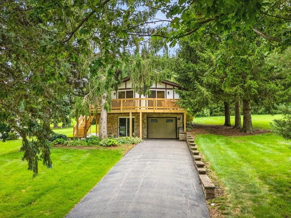 167 Lake Summerset Rd, Davis, IL 61019