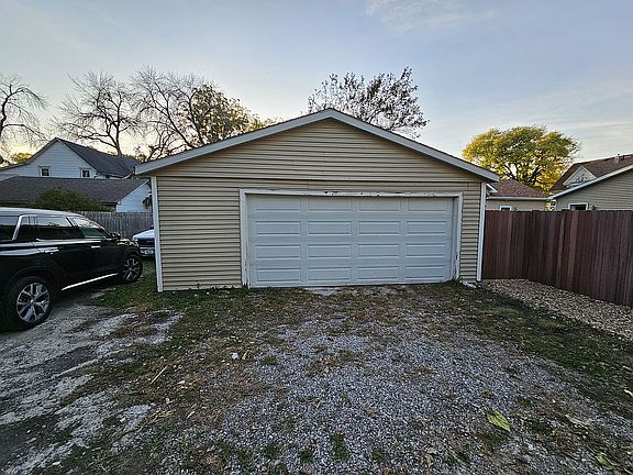 2nd image of 507 N Monroe Ave