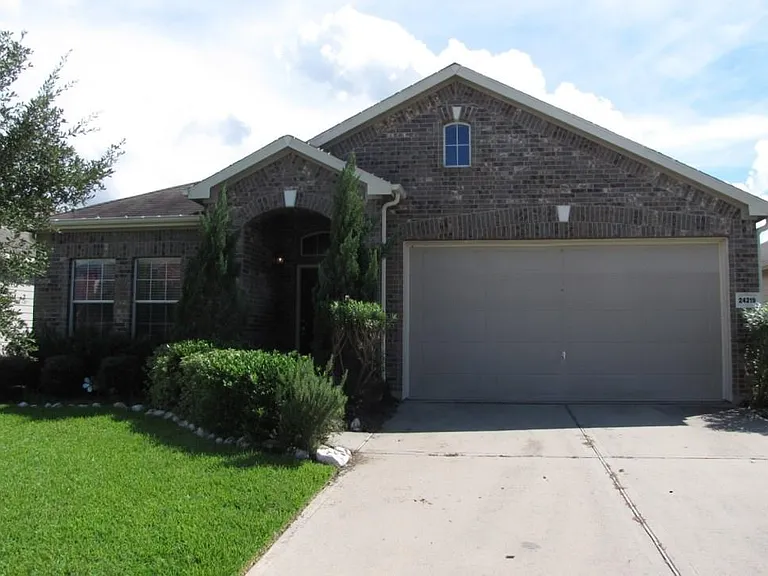 24219 Cornell Park Ln — Photo 1
