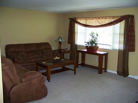4th image of 6451 Wedgewood Dr