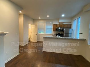 5490 SE Milwaukie Ave APT 206, Portland, OR 97202