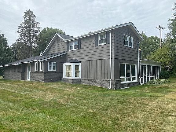 4th image of 3536 Darcy Dr