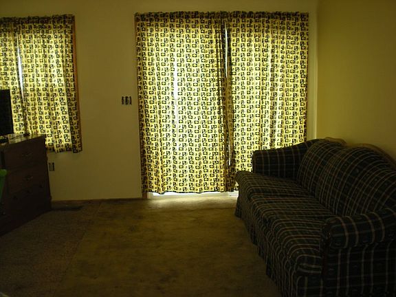 4166609_2