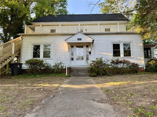 1611 SW Academy St, Winston Salem, NC 27103