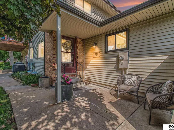 815 N 123rd Plz #8C, Omaha, NE 68154