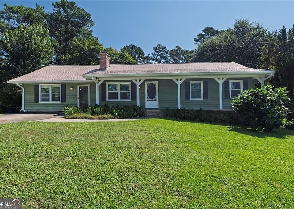 1st image of 485 Breezy Dr SW