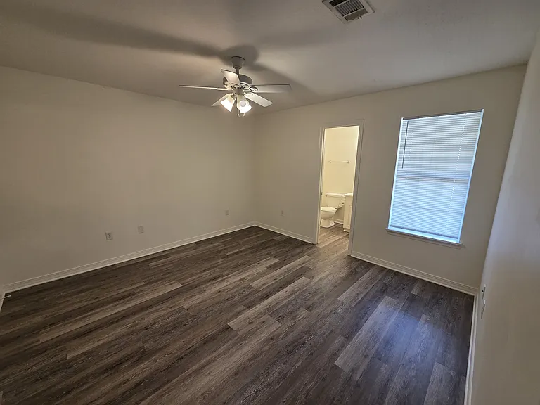 22 Hunter Ln #22A — Photo 8