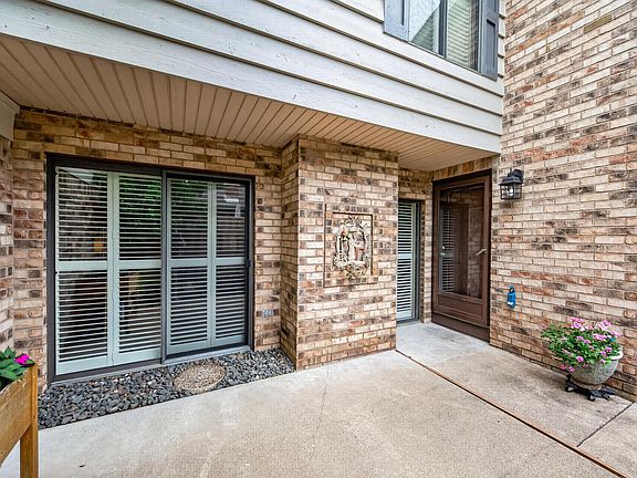 2nd image of 3680 Independence Ave S APT 70