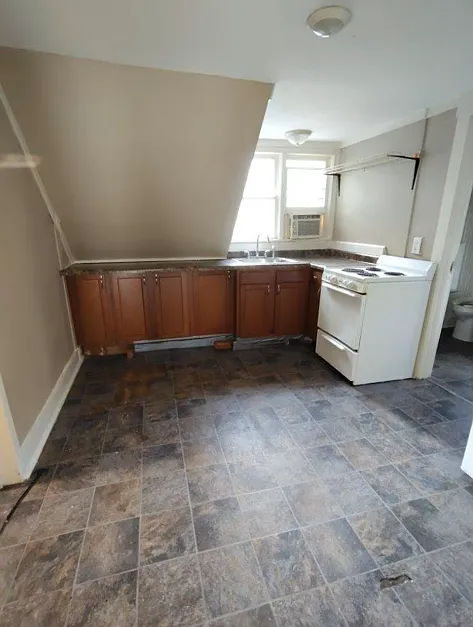 2 bed, 750 sqft, $900 — Photo 4