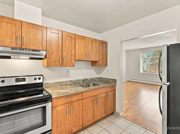2335 Pacific Ave APT 101, San Francisco, CA 94115
