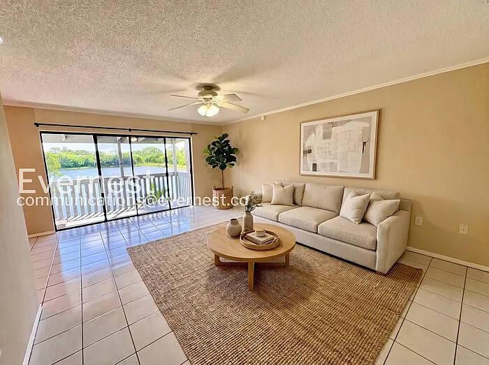 1 bed, 1.0 bath, 740 sqft, $1,445 — Photo 2