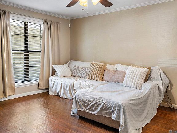 5th image of 10302 W Winston Ave APT 1