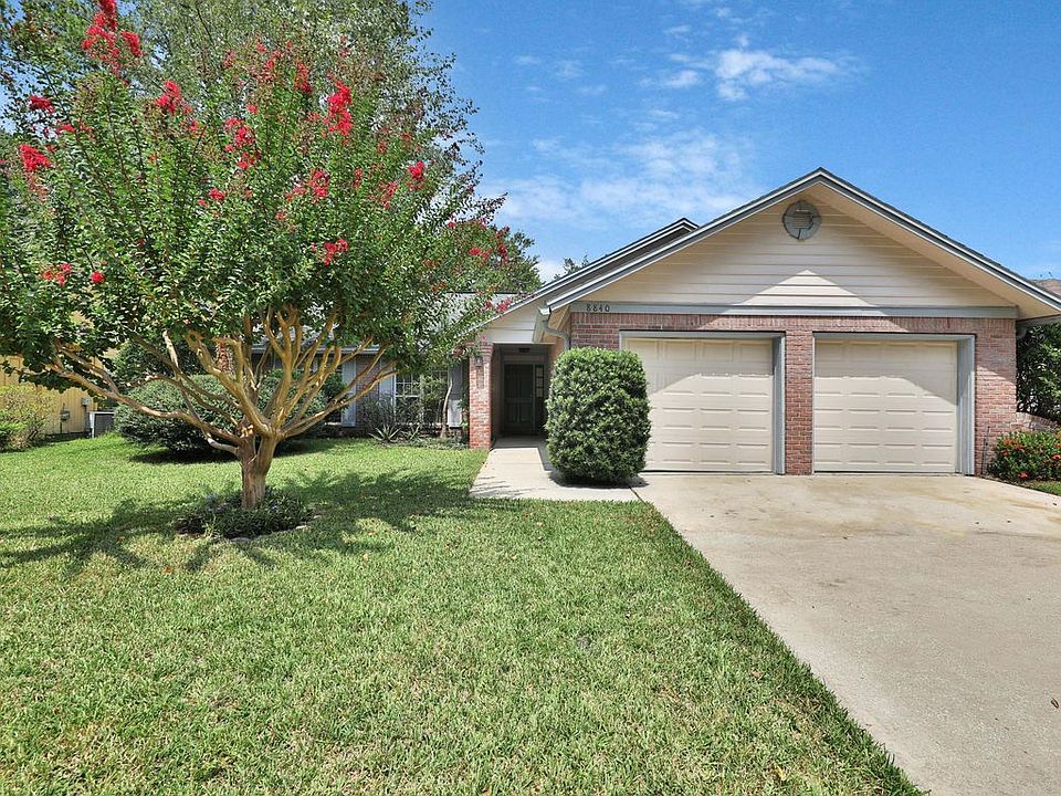1st image of 8840 Goodbys Trace Dr
