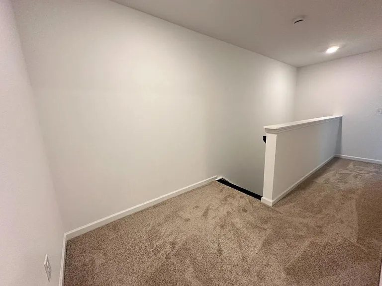 Unit Photo