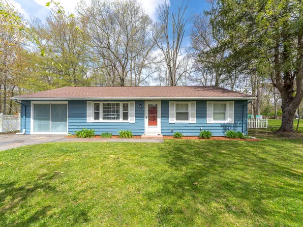 13 Pennywise Lane, Ledyard, CT 06339