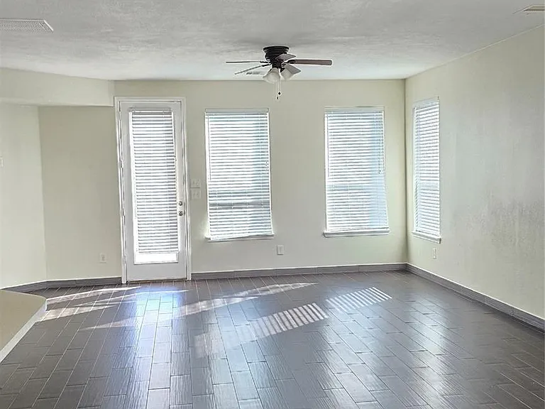 22531 Lavender Knoll Ln — Photo 3