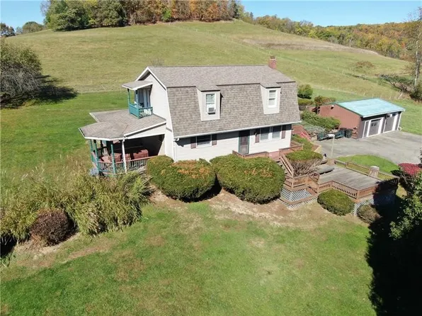 503 Garrett Rd, Scenery Hill, PA 15360