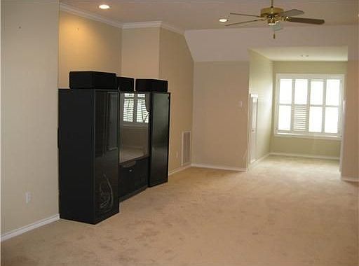 2nd image of 4030 Sweetwater Dr