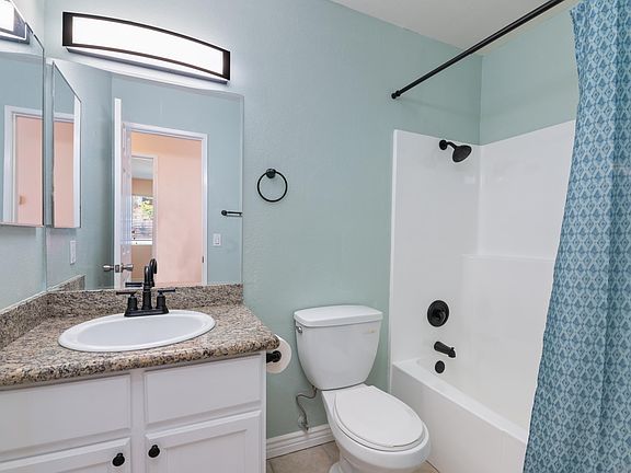 4th image of 9210 Kenwood Dr #1-O-1