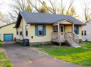 26 Calvary Rd, Duluth, MN 55803