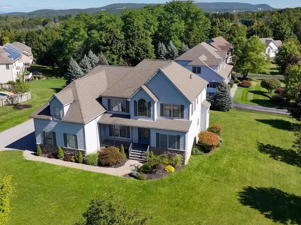 9 Prestwick Drive, Monroe, NY 10950