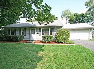 6 Beechcraft Dr, Rochester, NY 14606