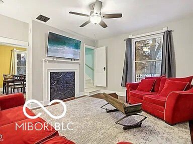 4th image of 4702 Michigan Rd