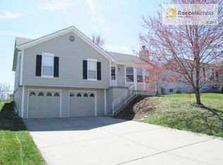 511 Lauren St, Liberty, MO 64068