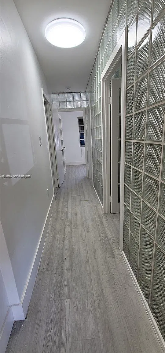 3 bed, 1.0 bath, $2,300 — Photo 4