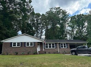 8 Confederate Cir, Taylors, SC 29687