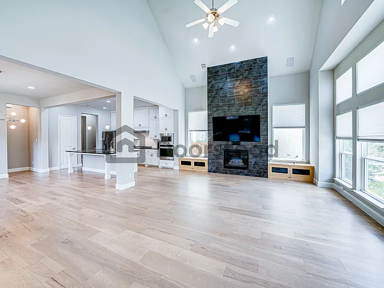8023 Copper Way — Photo 4